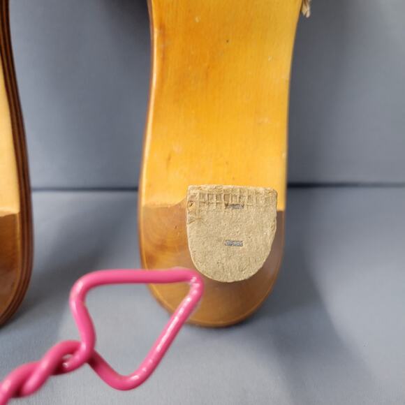 Vintage 70s Town Flair Wooden Sandals Heels Eyelet Womens 8B Tan Suede Shoes - Picture 14 of 15